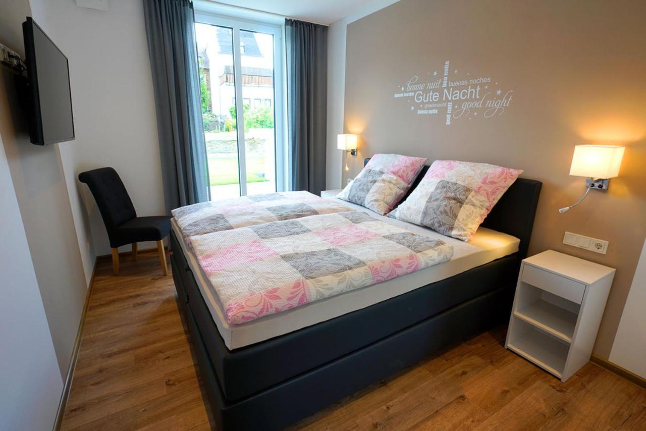 Neu Mont Royal Suiten 2 Bis 4 Personen Traben-Trarbach Exteriör bild