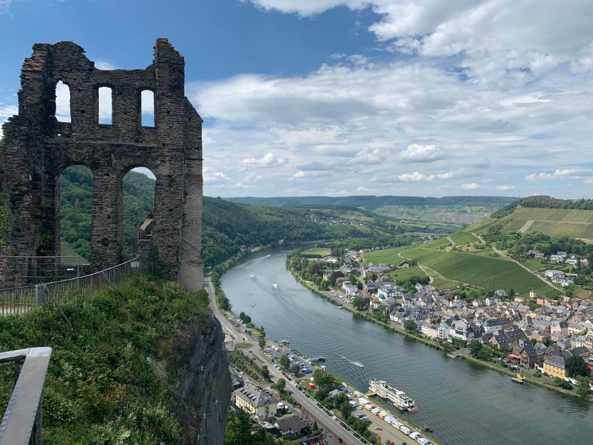 Neu Mont Royal Suiten 2 Bis 4 Personen Traben-Trarbach Exteriör bild